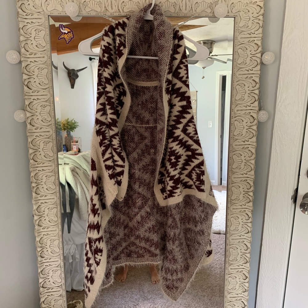 High-Low Sleeveless Fuzzy Vest